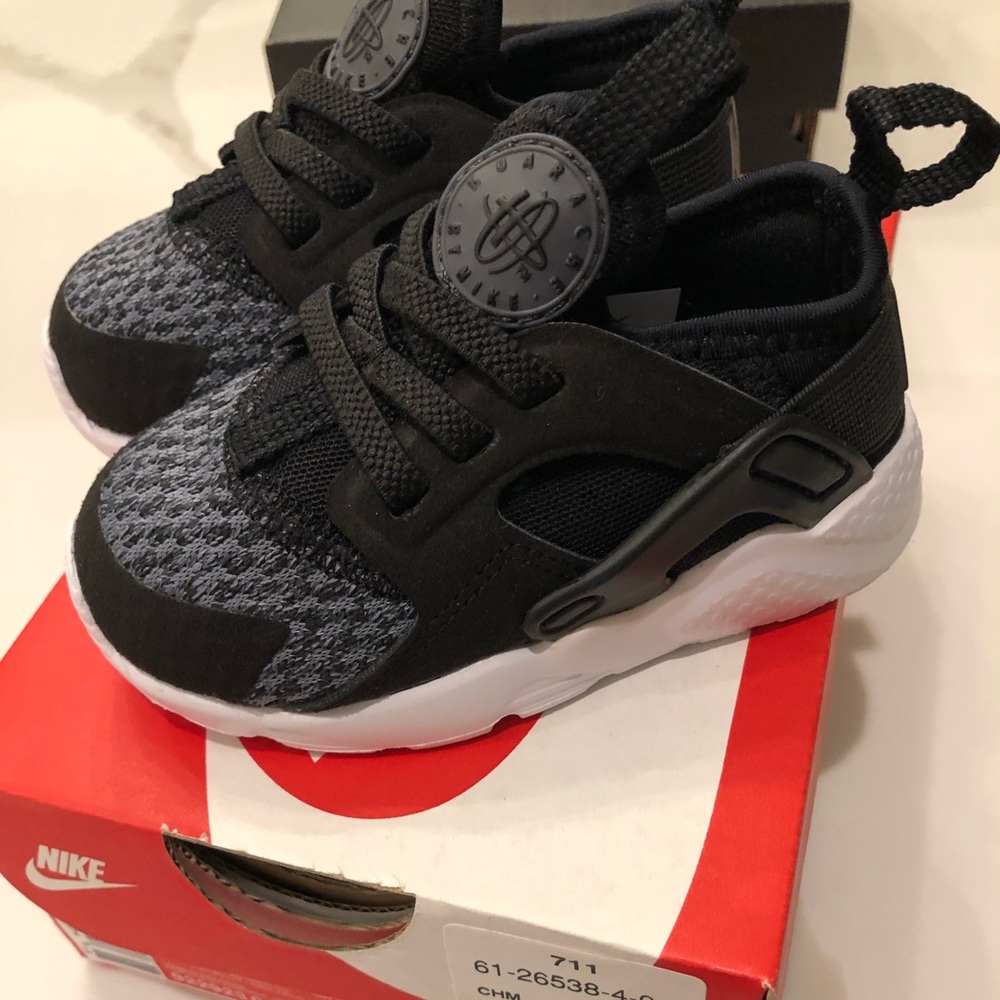Nike Toddler 5C Huarache Run Ultra Gym Shoes New